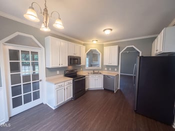 8213 Marshall Brae Dr, Raleigh, NC 27616