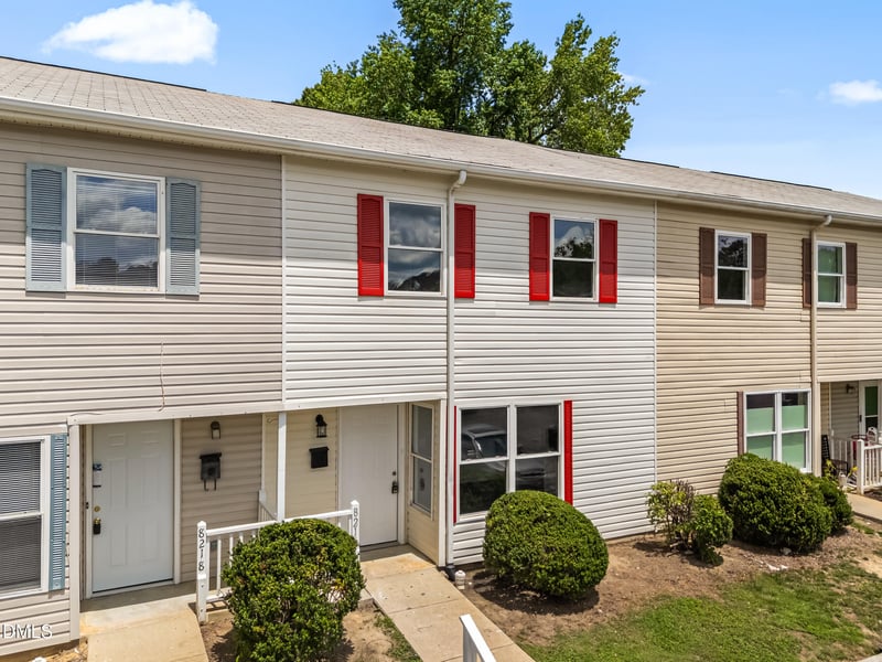 8216 Merriweather Cir, Raleigh, NC 27616