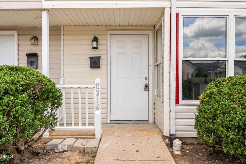 8216 Merriweather Cir, Raleigh, NC 27616