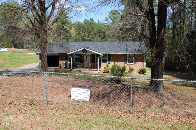 822 Clayton Rd, Durham, NC 27703