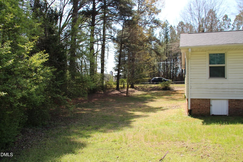 822 Clayton Rd, Durham, NC 27703