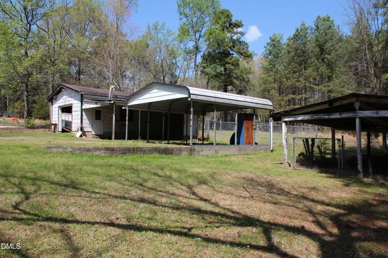 822 Clayton Rd, Durham, NC 27703