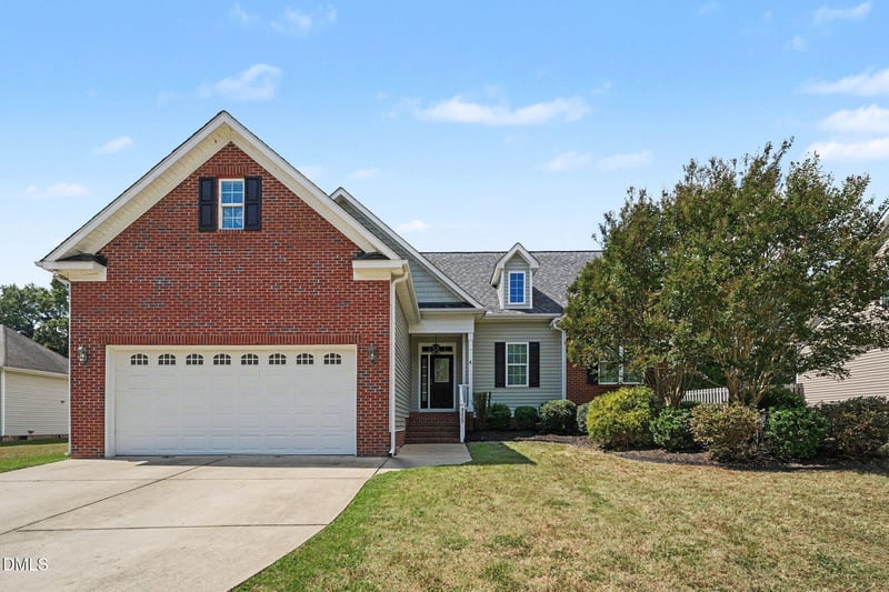 8220 Burgwyn Ln, Willow Springs, NC 27592