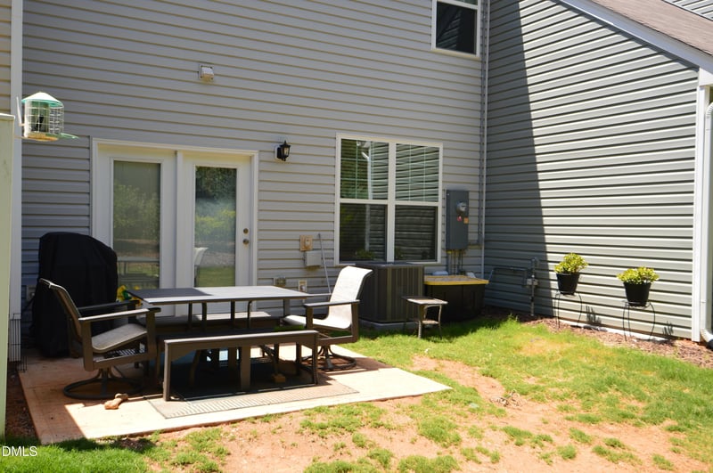 823 Pryor St, Mebane, NC 27302