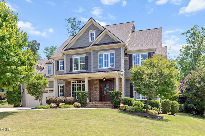 824 Magalloway Dr, Cary, NC 27519