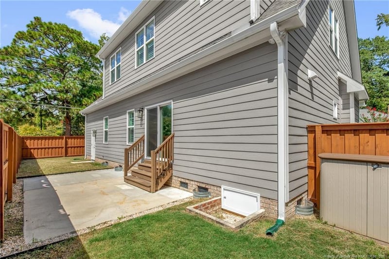 825 Mandolin Ct, Fayetteville, NC 28305