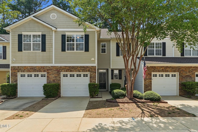 8251 Martello Ln, Raleigh, NC 27613