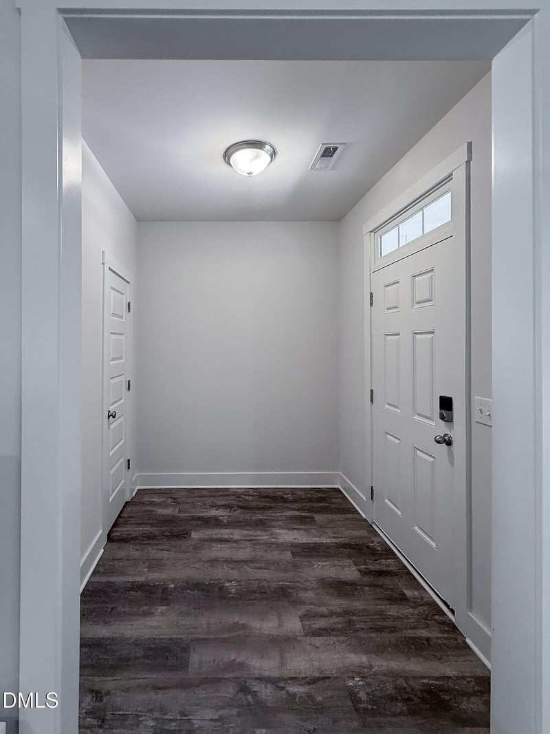 829 S Franklin St, Wake Forest, NC 27587