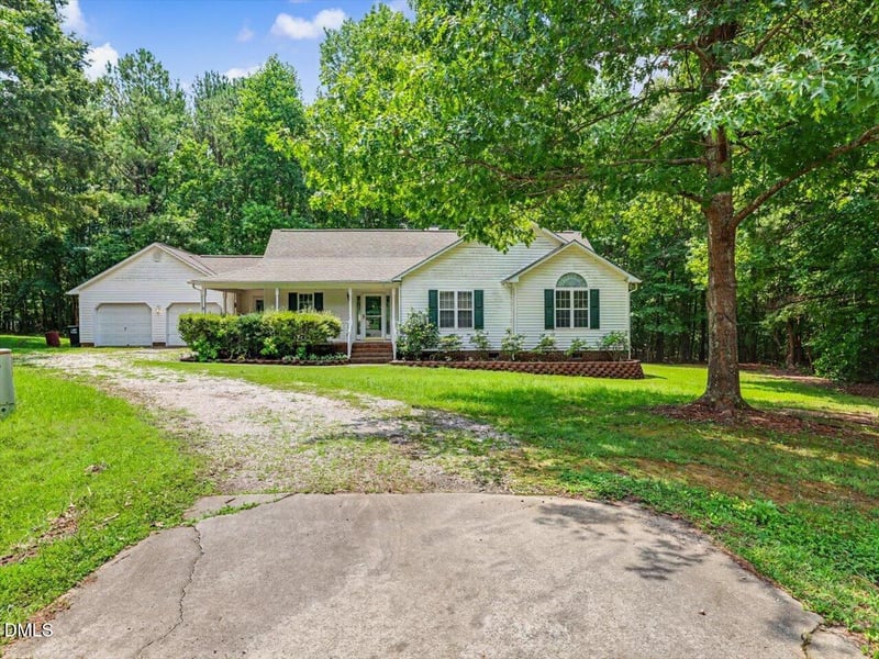 829 Rainer Ct, Garner, NC 27529