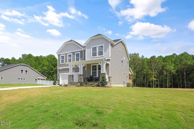 83 Bluestone Dr, Lillington, NC 27546