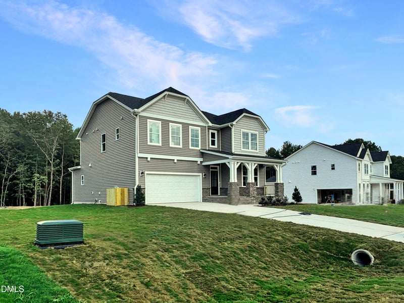 83 Bluestone Dr, Lillington, NC 27546