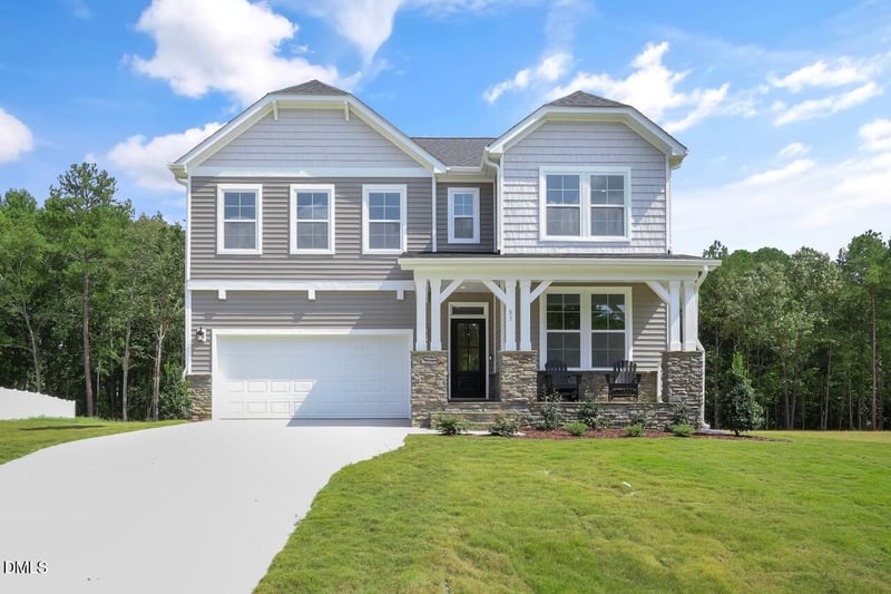 83 Bluestone Dr, Lillington, NC 27546