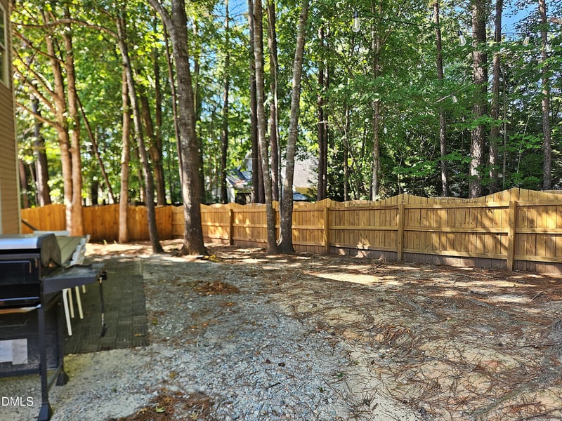 83 Valleyfield Dr, Clayton, NC 27527