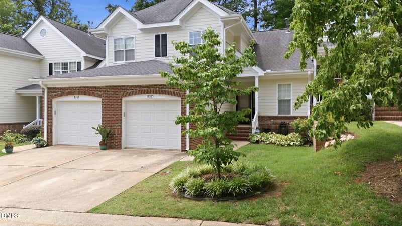 8305 Amber Leaf Ct, Raleigh, NC 27612