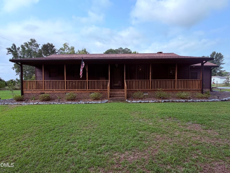 8306 Brogden Rd, Smithfield, NC 27577