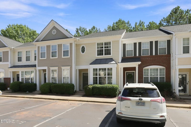 8306 City Loft Ct, Raleigh, NC 27613