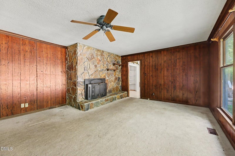 8307 Bromley Rd, Hillsborough, NC 27278