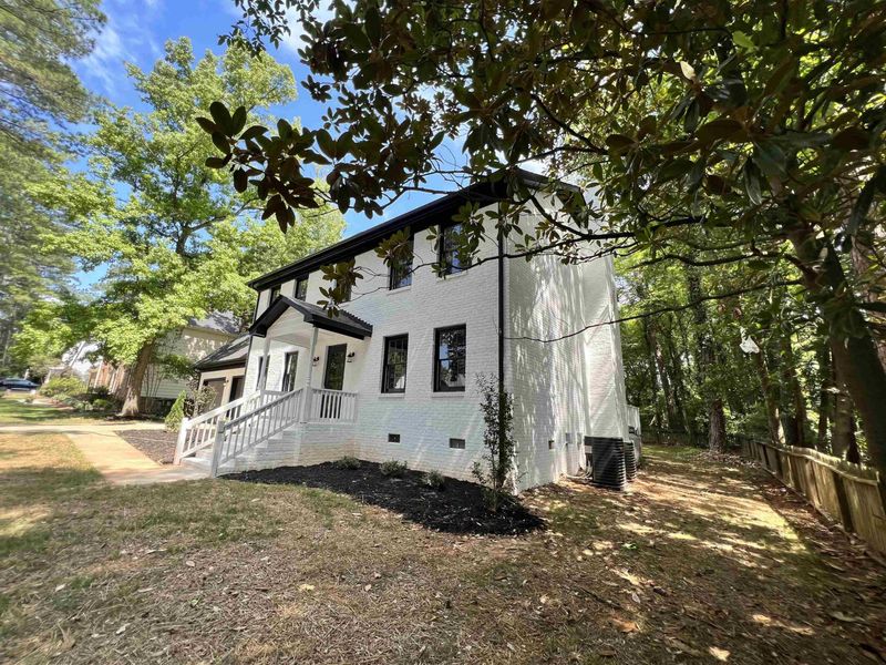8315 Mourning Dove Rd, Raleigh, NC 27615