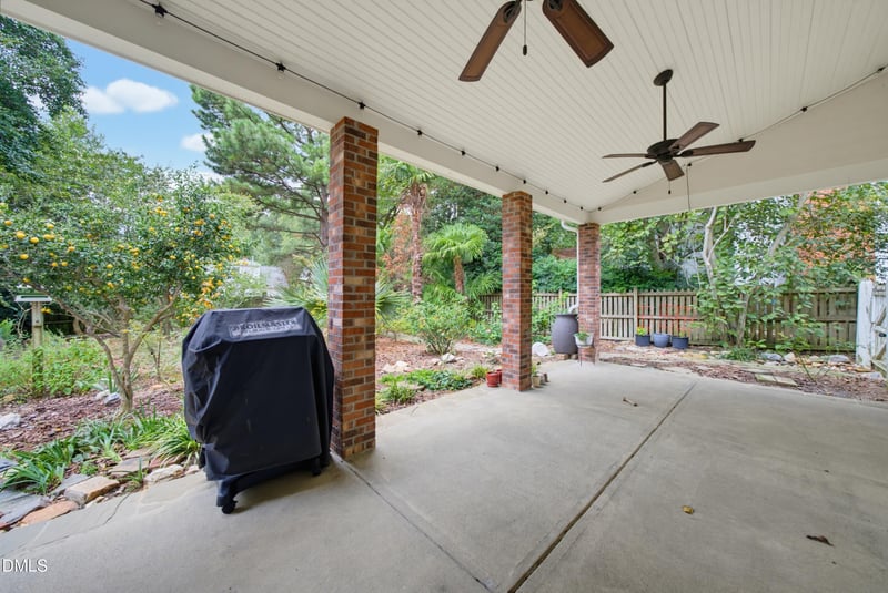 8320 Harps Mill Rd, Raleigh, NC 27615