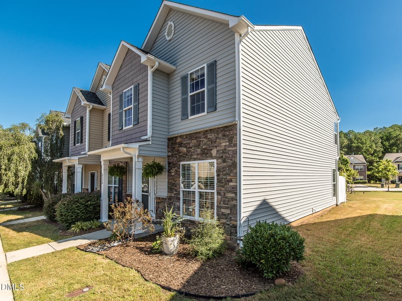 8320 Plano Ct, Raleigh, NC 27616