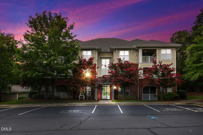 833 Providence Glen Dr, Chapel Hill, NC 27514