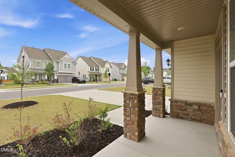 835 Golden Plum Ln, Zebulon, NC 27597
