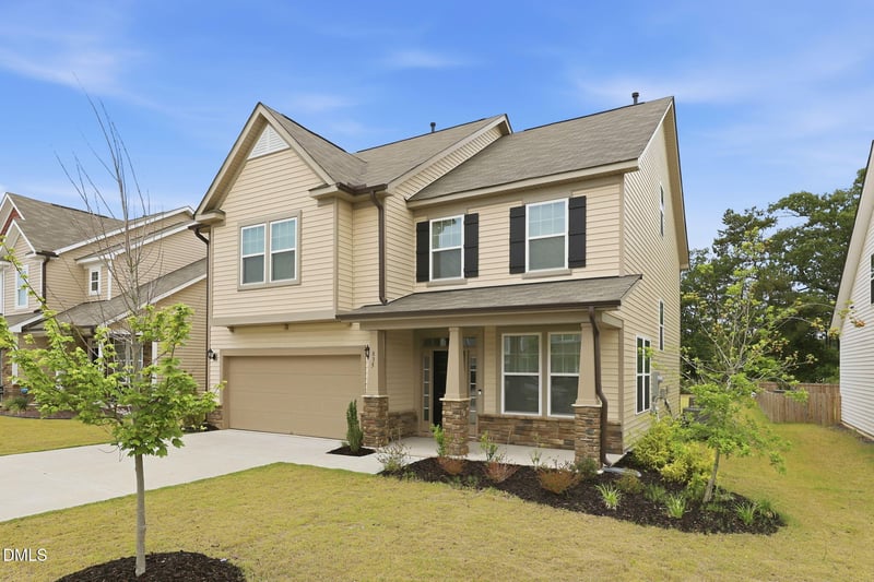 835 Golden Plum Ln, Zebulon, NC 27597