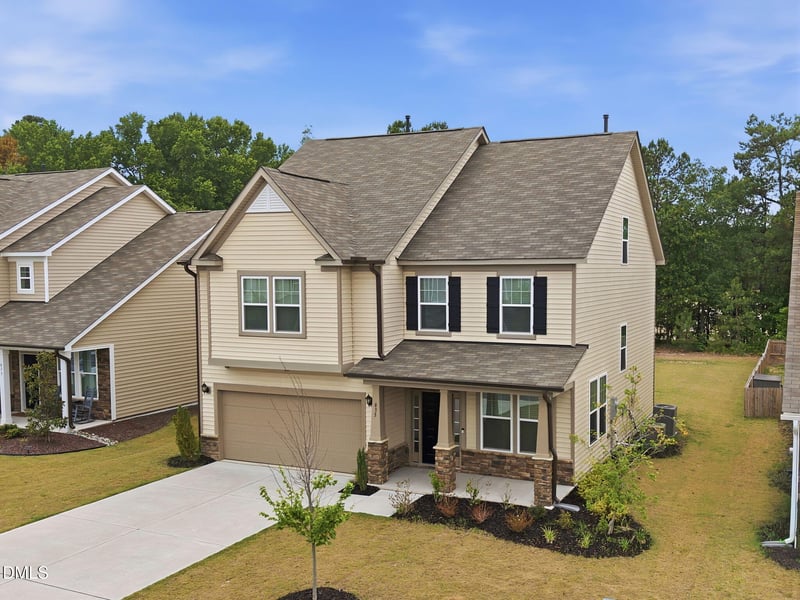 835 Golden Plum Ln, Zebulon, NC 27597