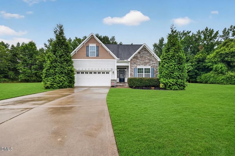 84 Dot Ct, Fuquay Varina, NC 27526