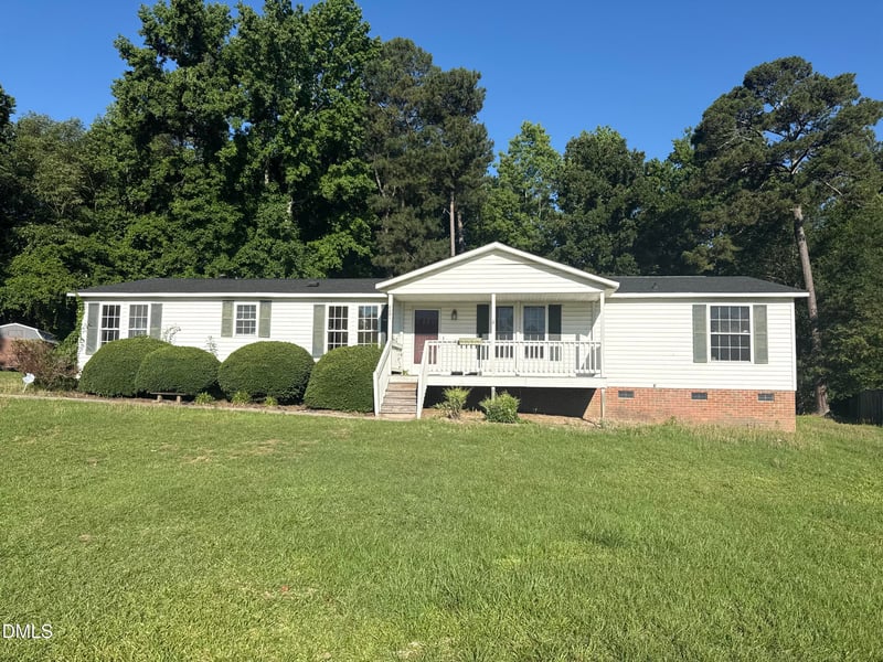 8401 Kenridge Ln, Fuquay Varina, NC 27526
