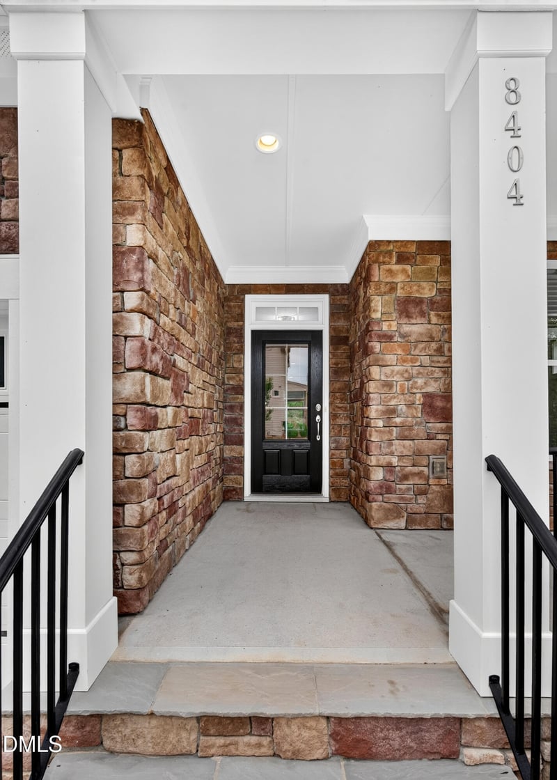 8404 Secreto Dr, Raleigh, NC 27606