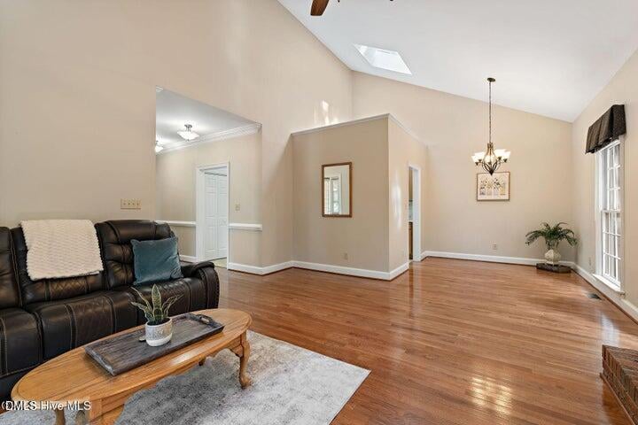 8407 Wycombe Ln, Raleigh, NC 27615