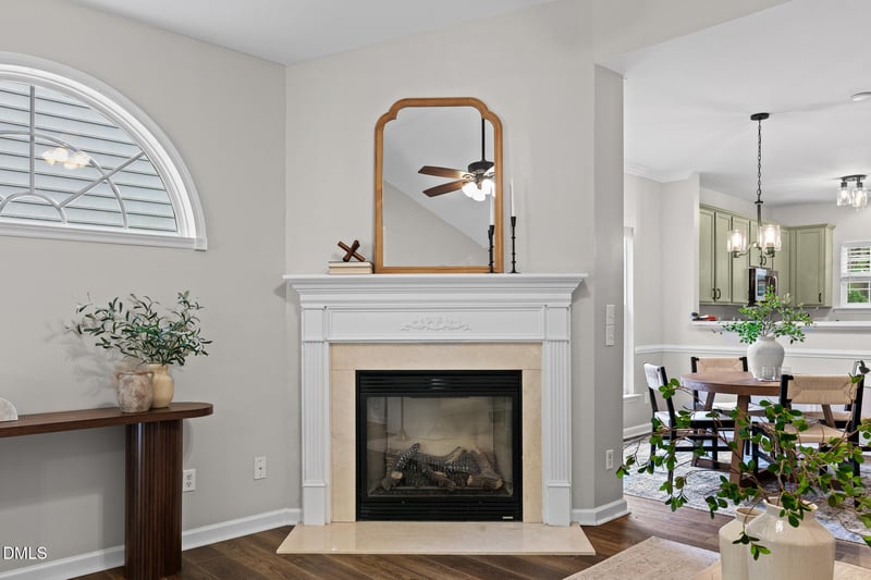 8421 Whisper Ridge Pl, Raleigh, NC 27613