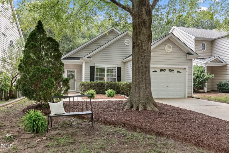 8421 Whisper Ridge Pl, Raleigh, NC 27613