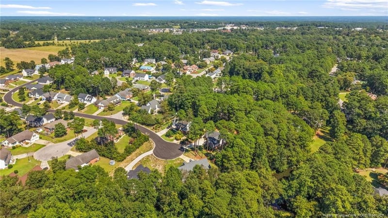 845 Larkspur Dr, Fayetteville, NC 28311