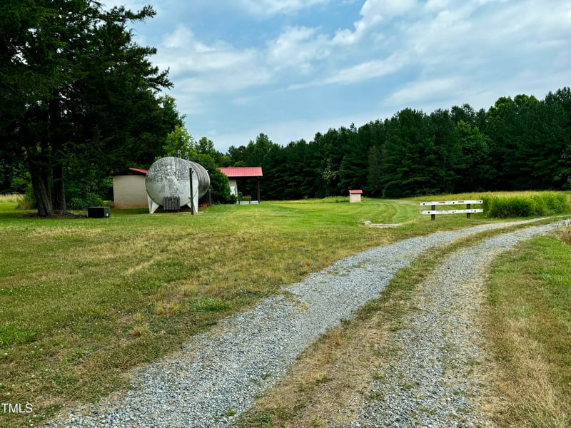 8450 Perry Rd, Graham, NC 27253