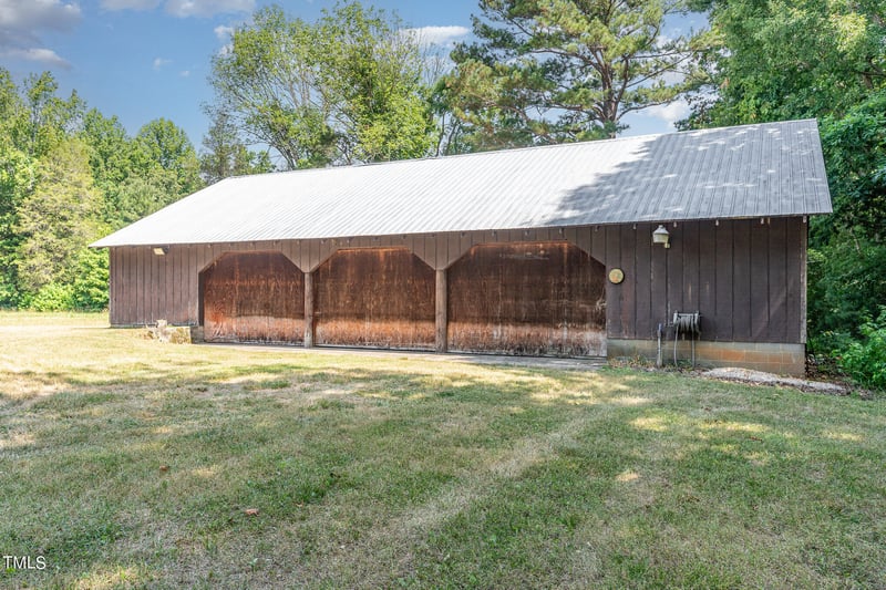 8450 Perry Rd, Graham, NC 27253