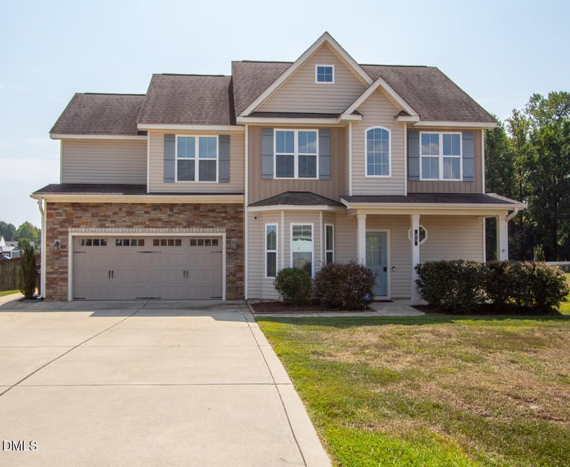85 Squire St, Fuquay Varina, NC 27526