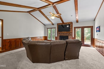 8509 Ashwood Dr, Raleigh, NC 27603