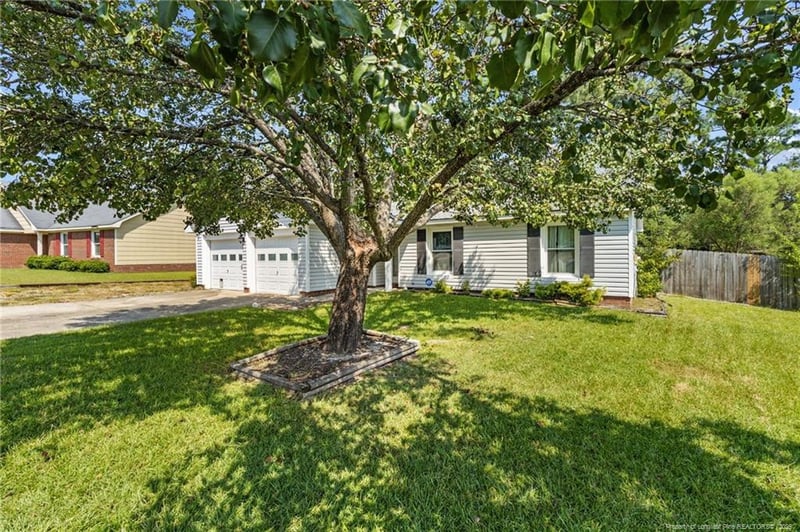 852 Santiato Dr, Fayetteville, NC 28314