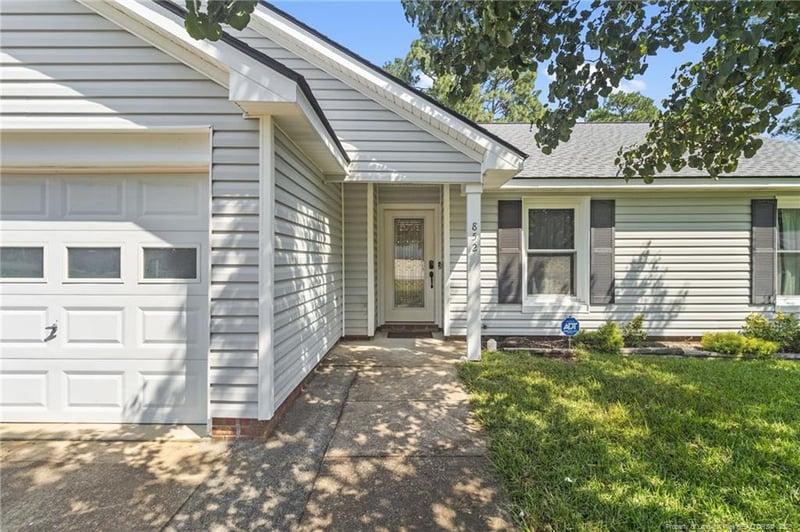 852 Santiato Dr, Fayetteville, NC 28314