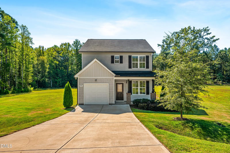 854 Springtooth Dr, Zebulon, NC 27597