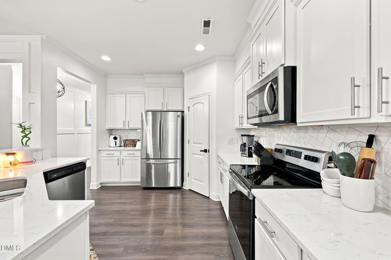 859 Royal Oak Ln, Mebane, NC 27302