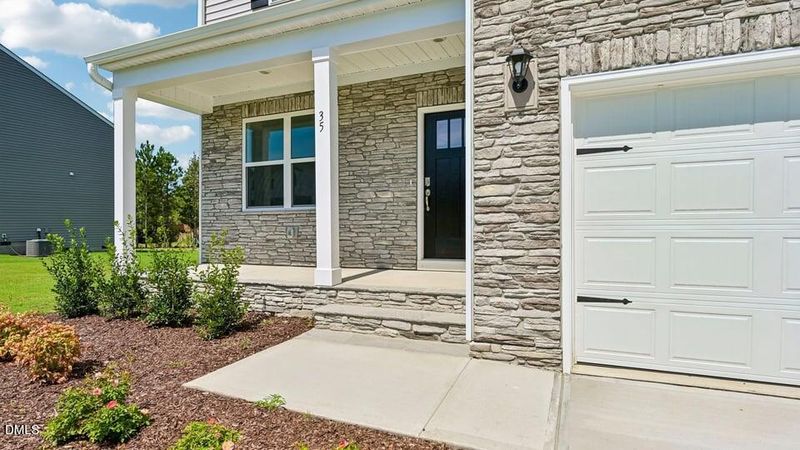86 Tiger Eye Dr, Clayton, NC 27520