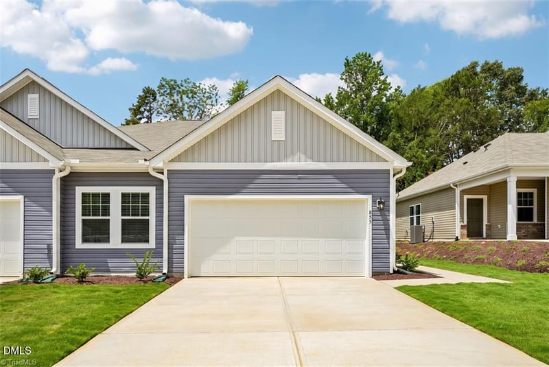 860 Hanford Lndg Dr, Graham, NC 27253