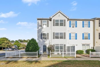 8600 Neuse Landing Ln #112, Raleigh, NC 27616