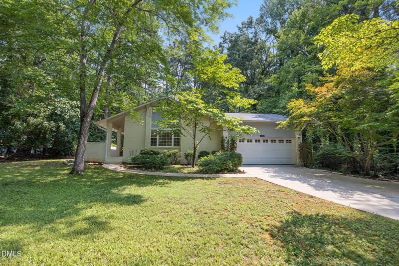 8608 Caswell Ct, Raleigh, NC 27613
