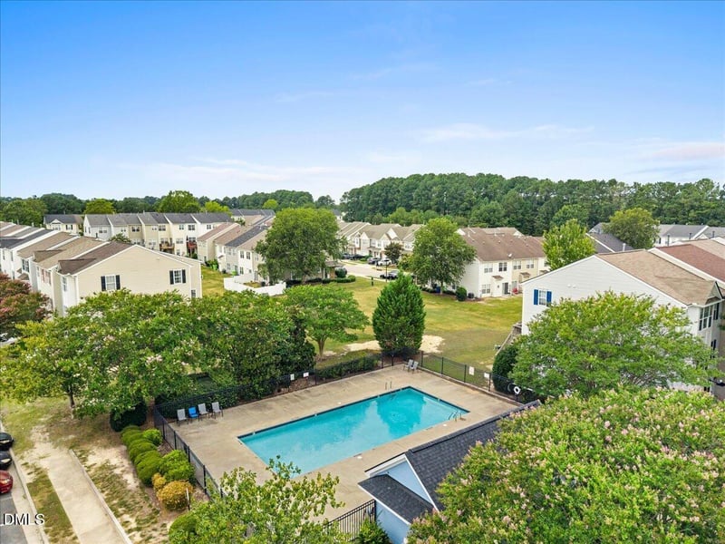 8610 Neuse Landing Ln, Raleigh, NC 27616