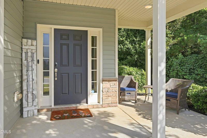 864 Red Oak Tree Dr, Fuquay Varina, NC 27526
