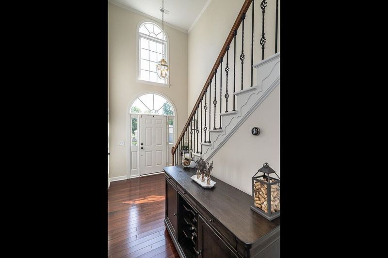 8640 Paddle Wheel Dr, Raleigh, NC 27615